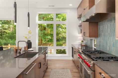 21029 SE 80th Street Issaquah WA 98027