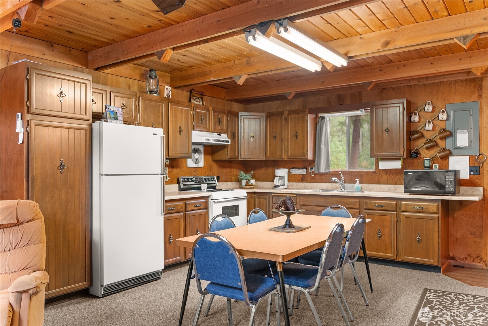 37 E Buttermilk Creek Road Twisp WA 98856