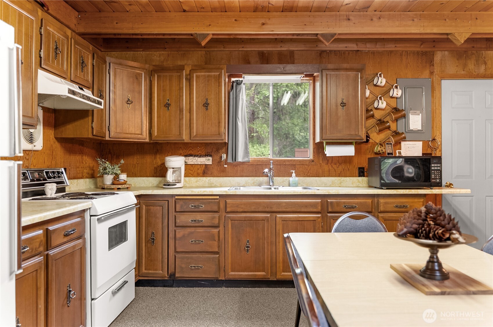 37 E Buttermilk Creek Road Twisp WA 98856