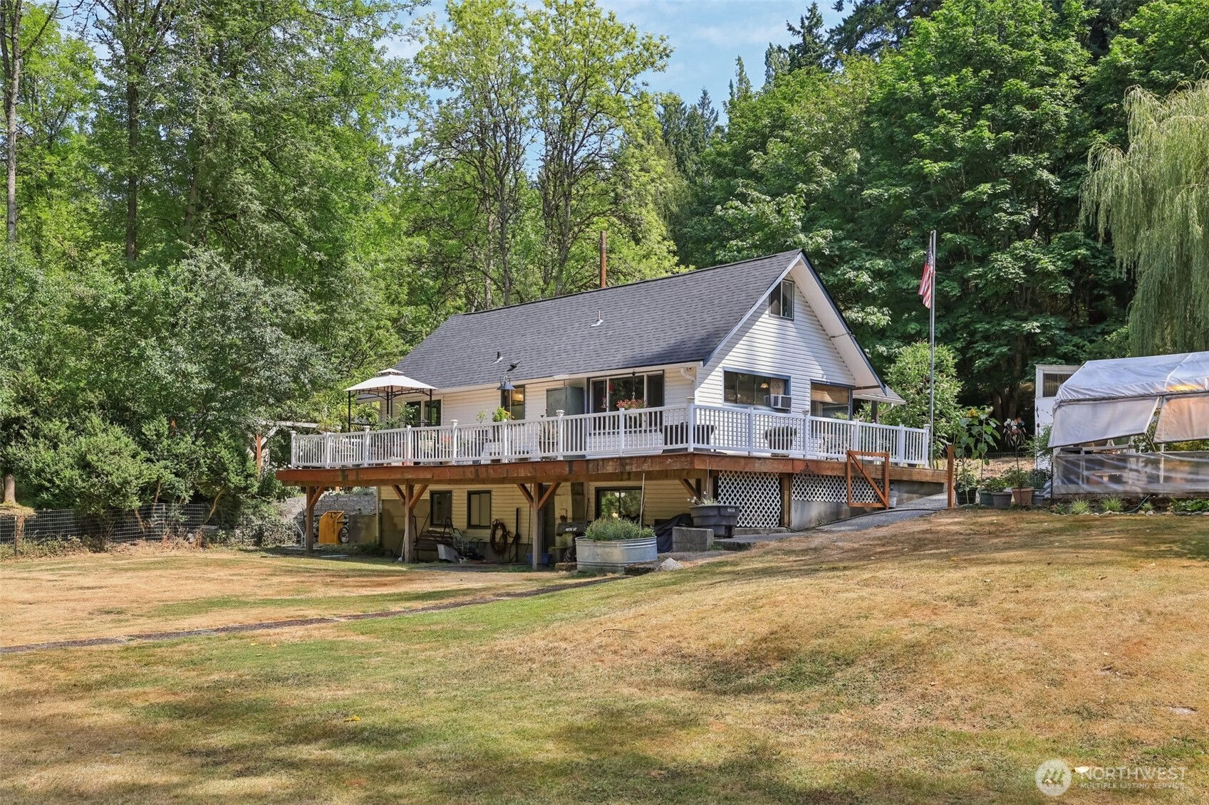 17209 W Riverside Drive Bothell WA 98011