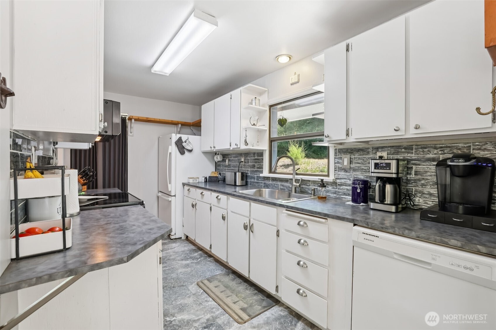 17209 W Riverside Drive Bothell WA 98011