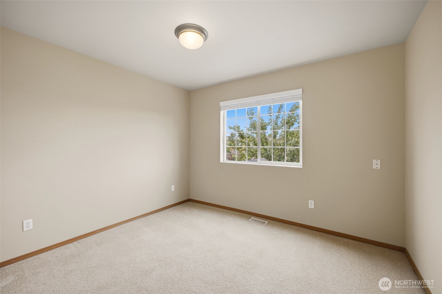 18623 115th Avenue E Puyallup WA 98374