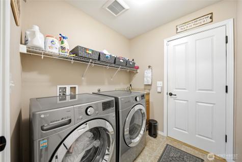 946 Paine Road Castle Rock WA 98611