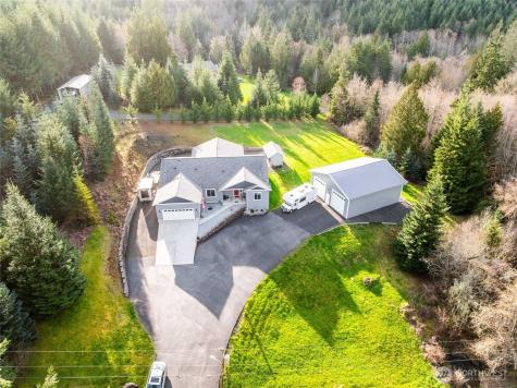 946 Paine Road Castle Rock WA 98611