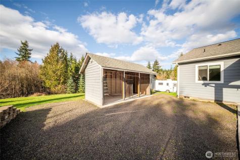 946 Paine Road Castle Rock WA 98611