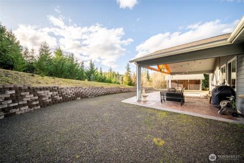 946 Paine Road Castle Rock WA 98611