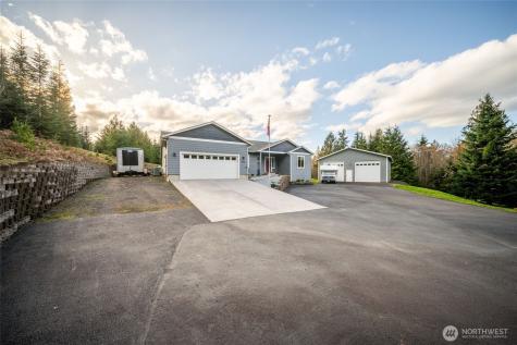 946 Paine Road Castle Rock WA 98611