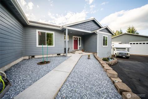 946 Paine Road Castle Rock WA 98611