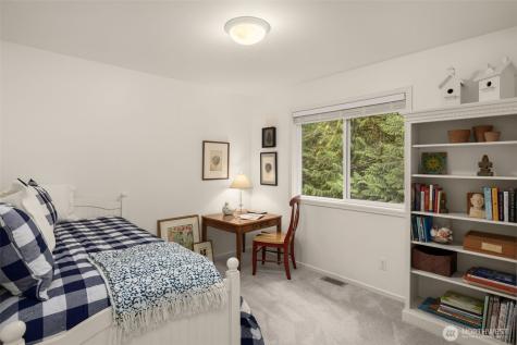 18604 215th Way NE Woodinville WA 98077