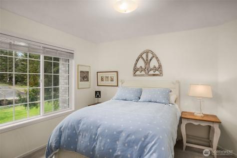 18604 215th Way NE Woodinville WA 98077