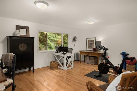 18604 215th Way NE Woodinville WA 98077
