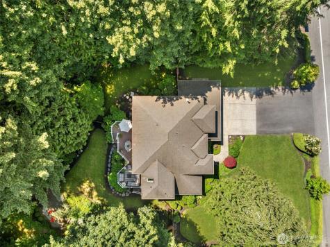 18604 215th Way NE Woodinville WA 98077
