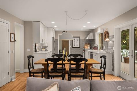 18604 215th Way NE Woodinville WA 98077