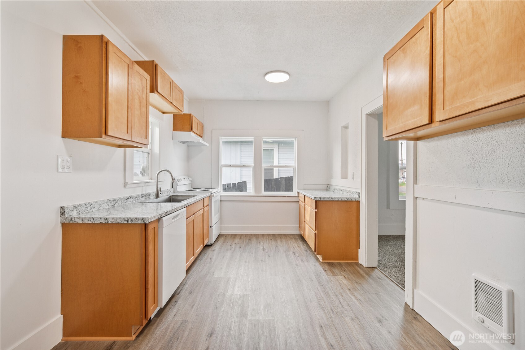 320 23rd Avenue Longview WA 98632