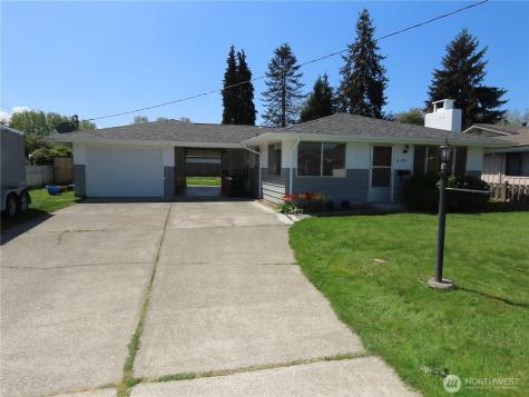 2108 Tacoma Road E Puyallup WA 98371