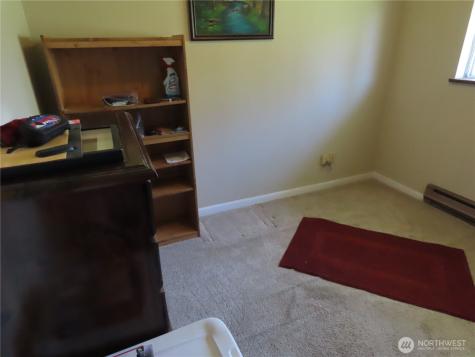 2108 Tacoma Road E Puyallup WA 98371
