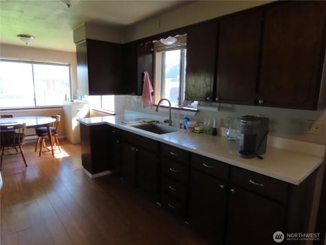 2108 Tacoma Road E Puyallup WA 98371