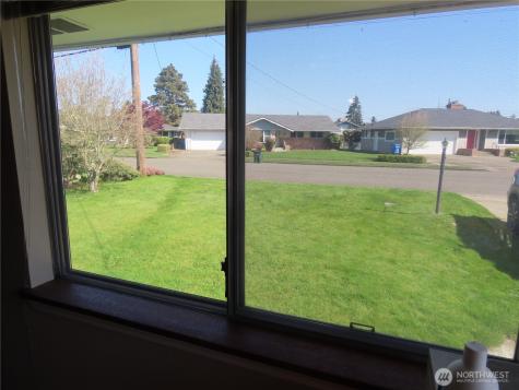 2108 Tacoma Road E Puyallup WA 98371