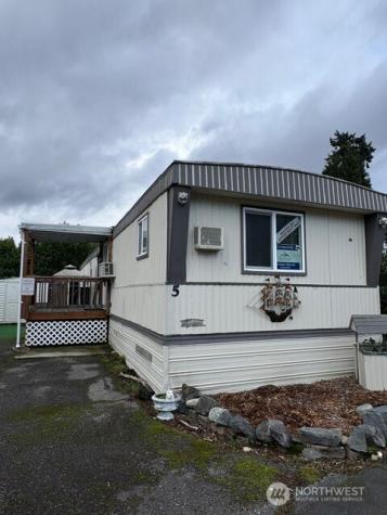 7031 NE 175th Street Kenmore WA 98028