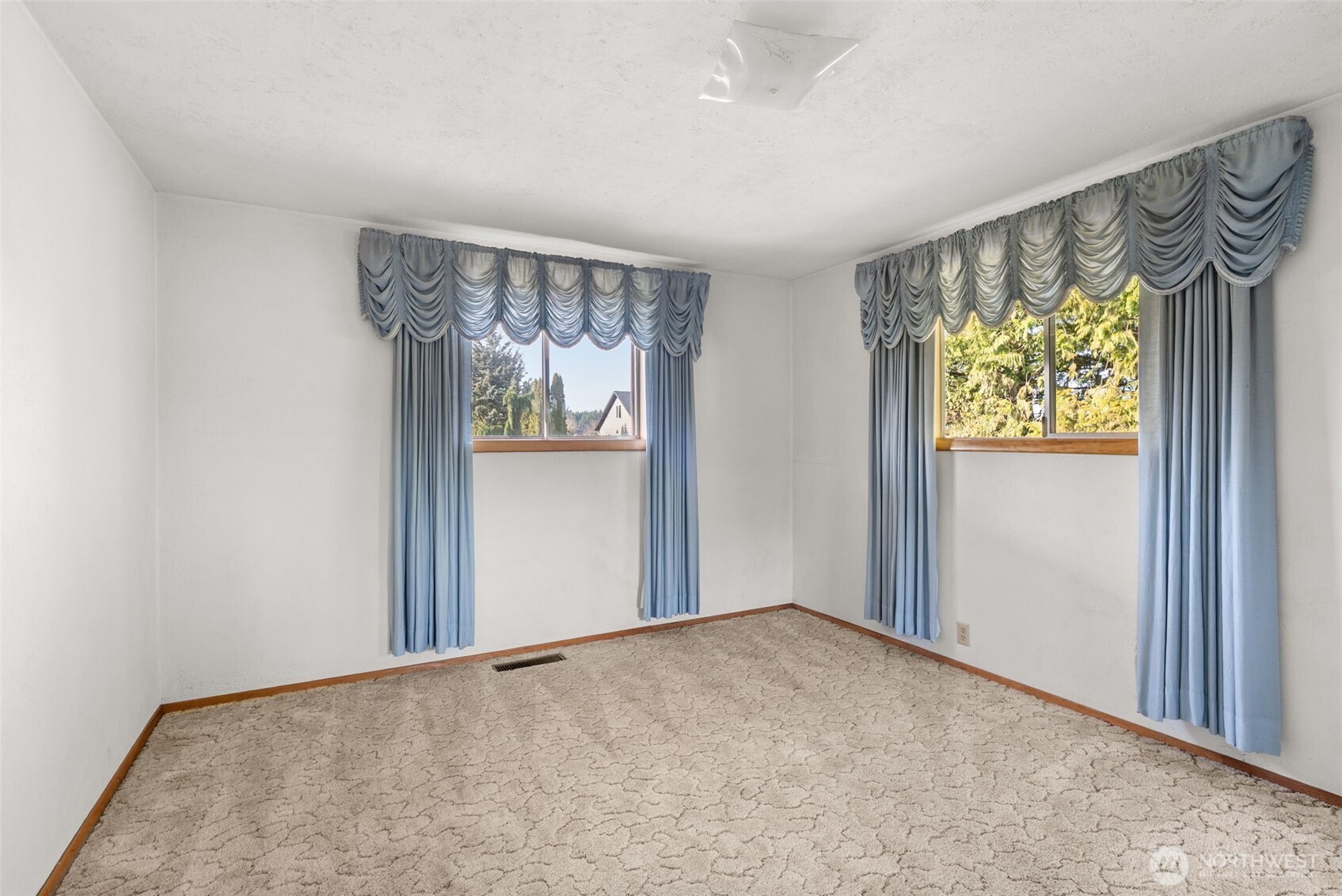 1480 Rush Road Chehalis WA 98532
