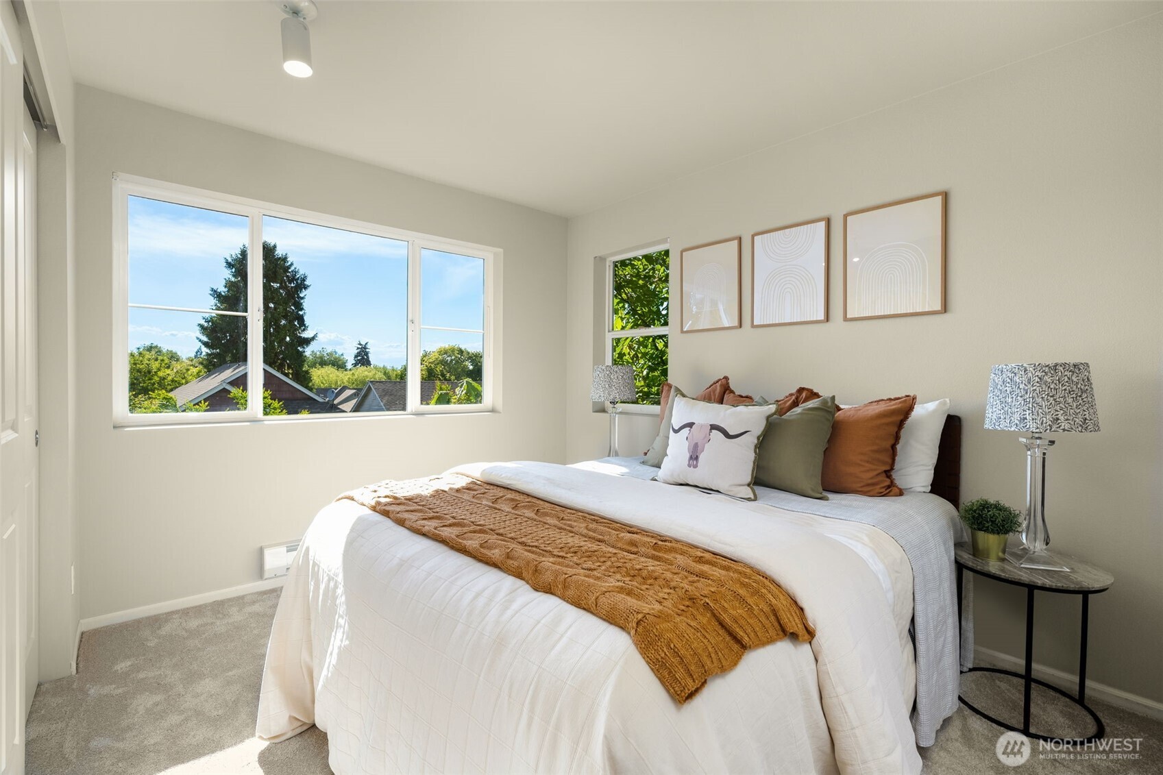 6022 29th Avenue SW Seattle WA 98126