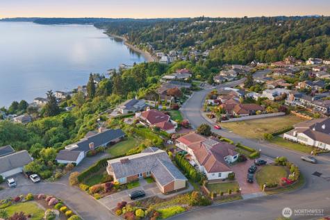 812 S Marine Hills Way Federal Way WA 98003