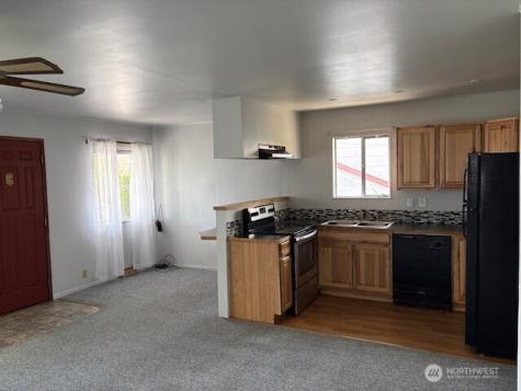 10 W Dewberry Avenue Omak WA 98841