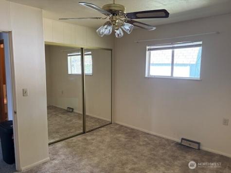 10 W Dewberry Avenue Omak WA 98841