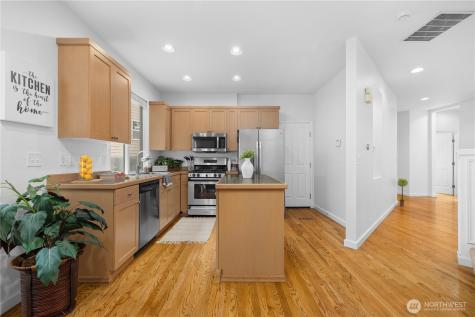 22526 SE 12th Place Sammamish WA 98075