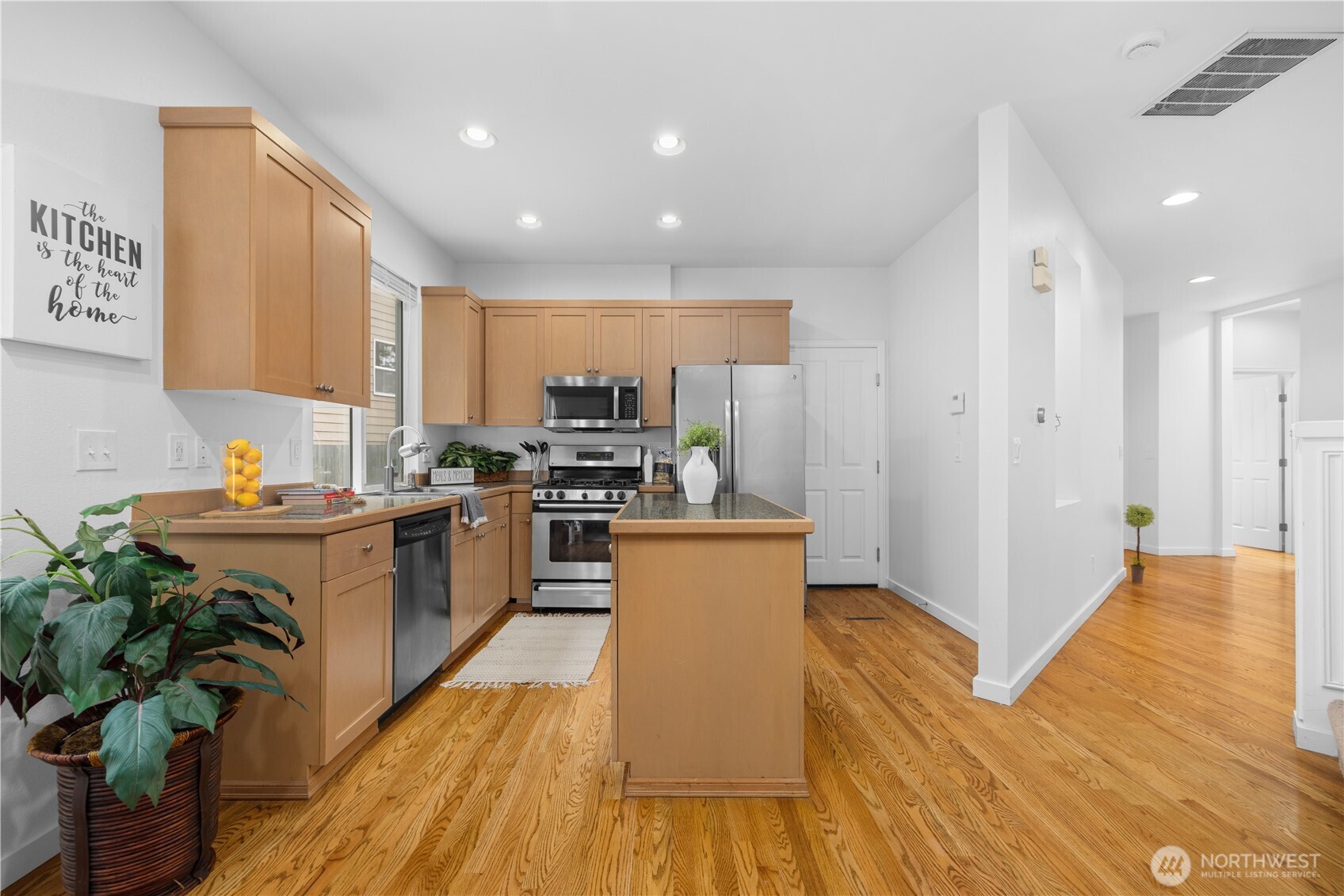 22526 SE 12th Place Sammamish WA 98075