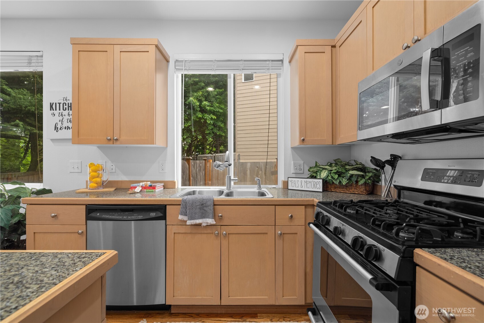 22526 SE 12th Place Sammamish WA 98075