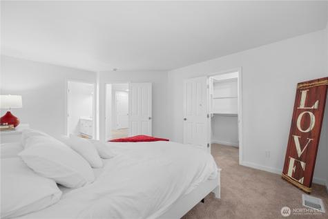 22526 SE 12th Place Sammamish WA 98075