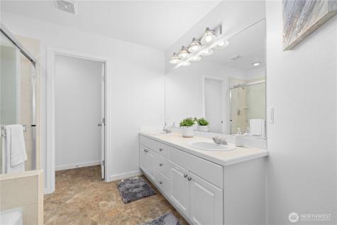 22526 SE 12th Place Sammamish WA 98075