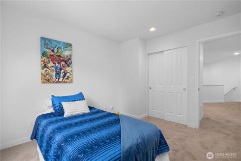 22526 SE 12th Place Sammamish WA 98075