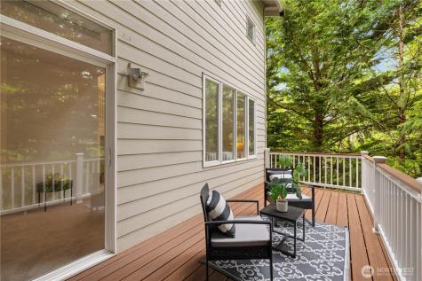 22526 SE 12th Place Sammamish WA 98075