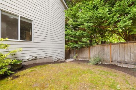 22526 SE 12th Place Sammamish WA 98075