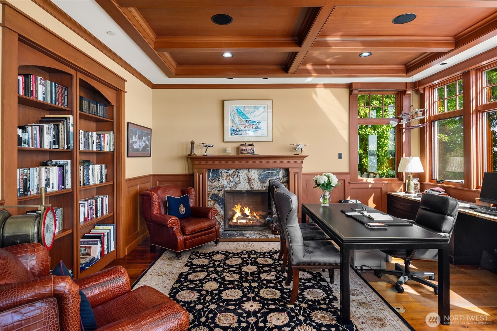 8233 W Mercer Way Mercer Island WA 98040