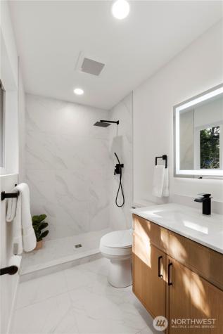 13022 15th Avenue SW Burien WA 98146