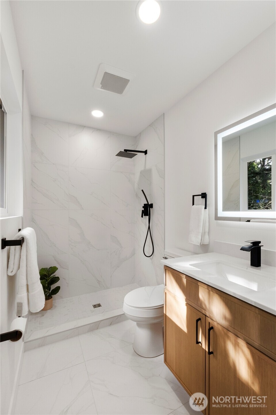 13022 15th Avenue SW Burien WA 98146
