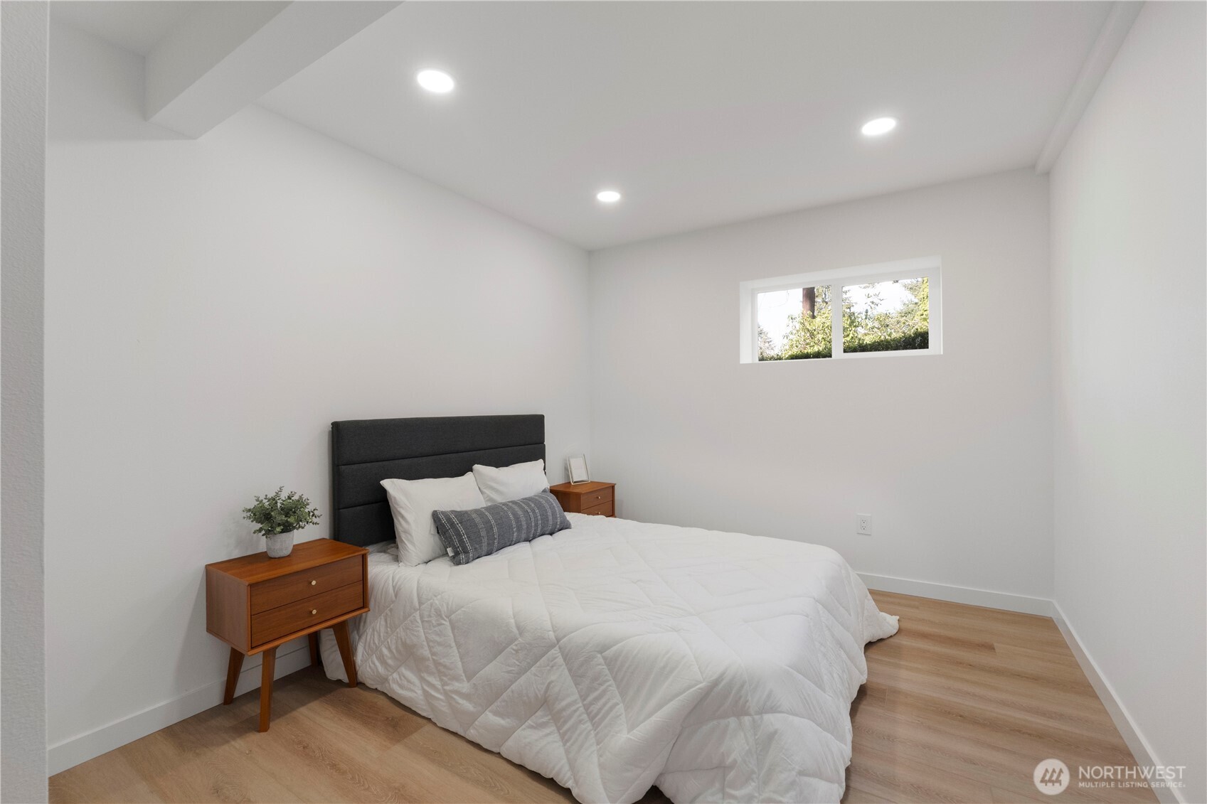 13022 15th Avenue SW Burien WA 98146