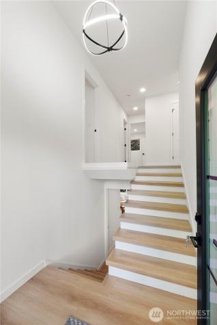13022 15th Avenue SW Burien WA 98146