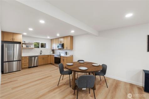 13022 15th Avenue SW Burien WA 98146