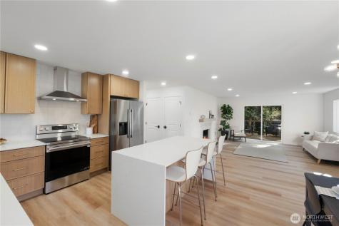 13022 15th Avenue SW Burien WA 98146