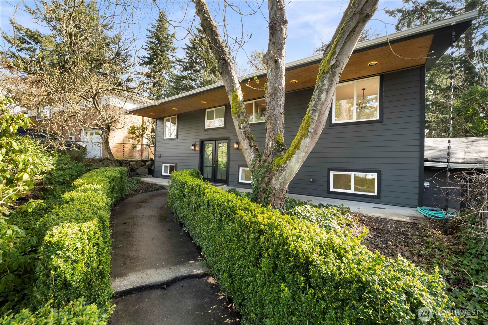 13022 15th Avenue SW Burien WA 98146