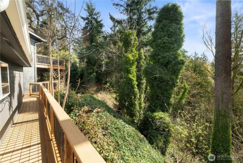 13022 15th Avenue SW Burien WA 98146