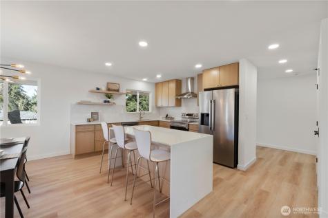 13022 15th Avenue SW Burien WA 98146