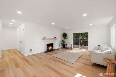 13022 15th Avenue SW Burien WA 98146