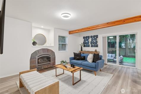 24320 SE 42nd Street Sammamish WA 98029