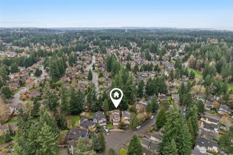 24320 SE 42nd Street Sammamish WA 98029