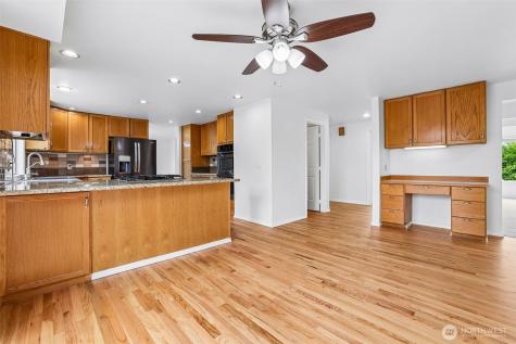 5223 68th Drive NE Marysville WA 98270